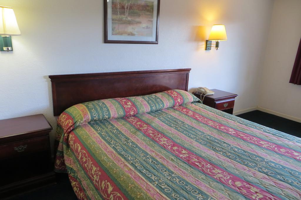 Capri Motel Редвуд Сити Номер фото